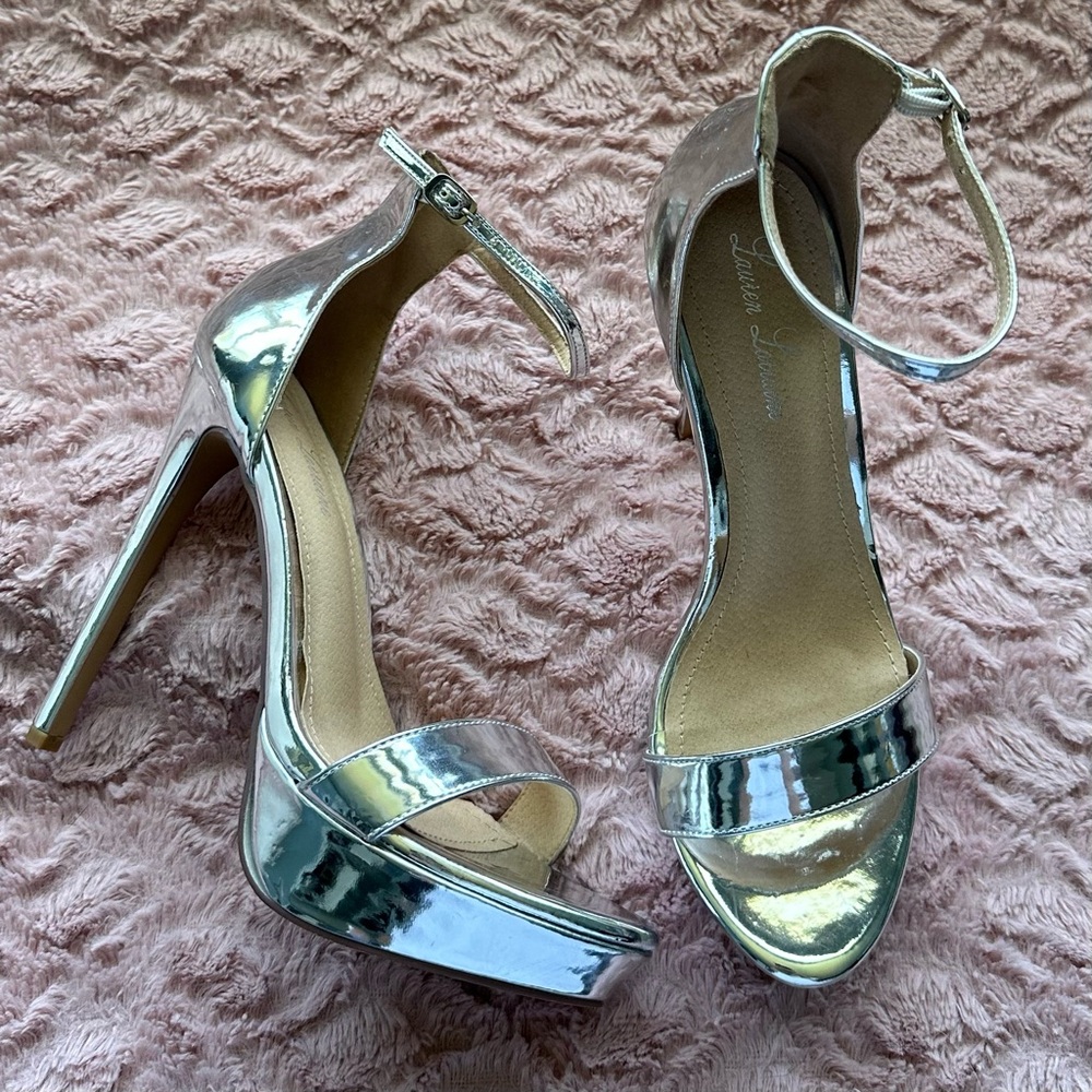 Lauren Lorraine “Darlene” Metallic Silver Heeled Strappy Sandals, Size 9